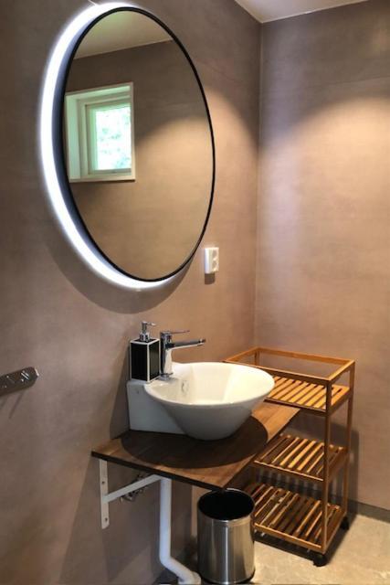 Soederasens Skafferi - Logi Hostel Ljungbyhed ภายนอก รูปภาพ